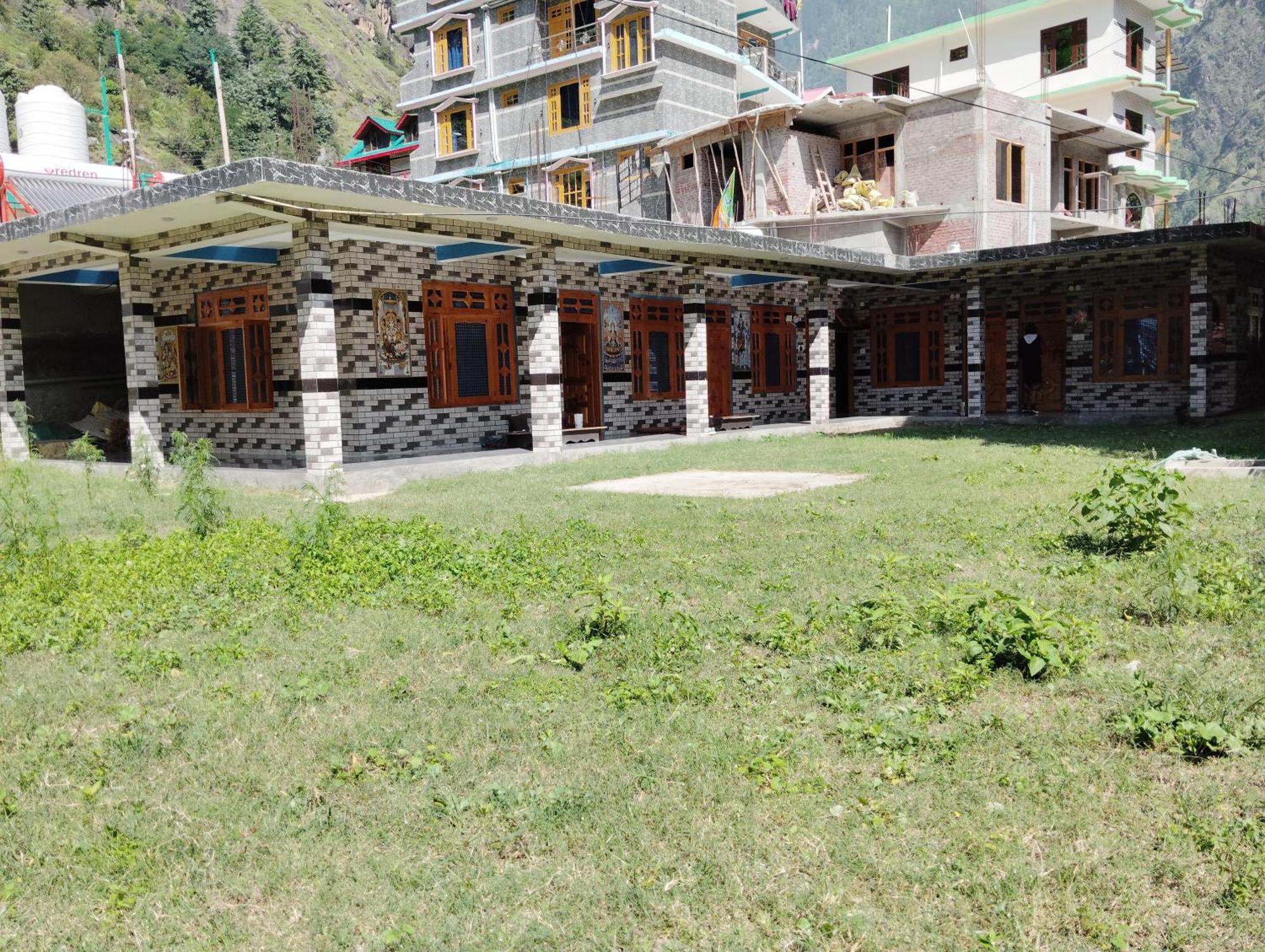 Dog N Hill Hotel Касол Екстериор снимка