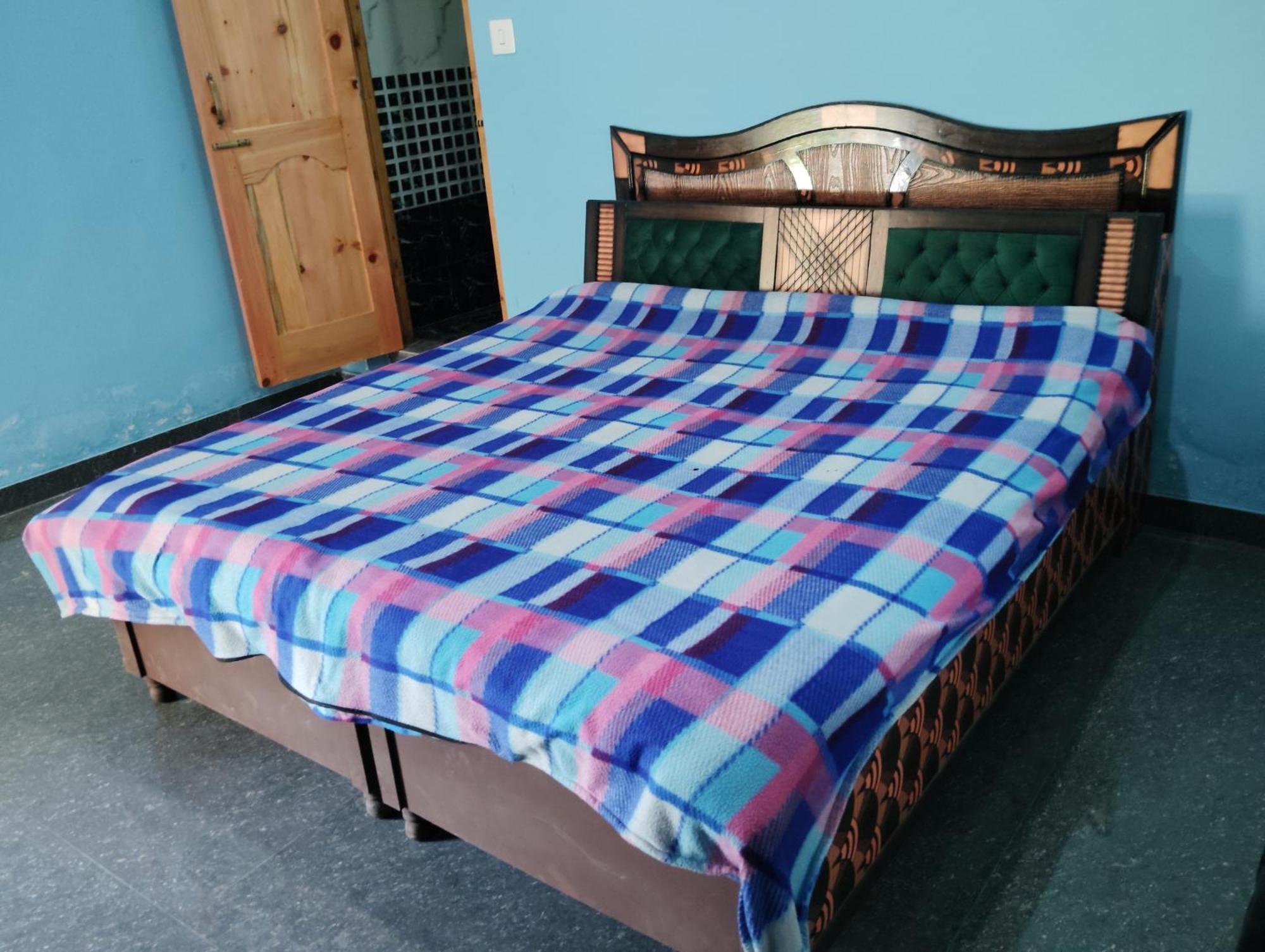 Dog N Hill Hotel Касол Екстериор снимка