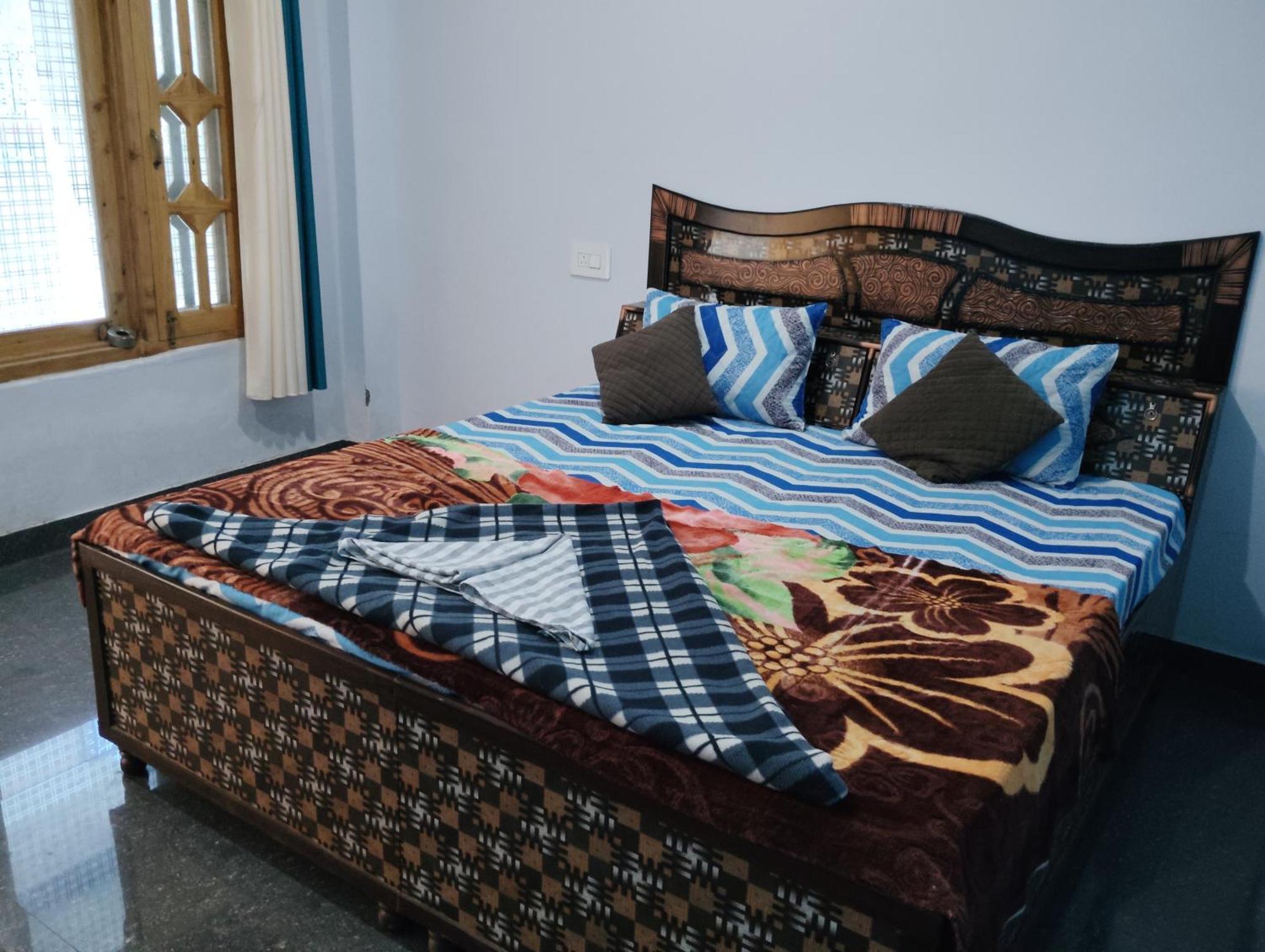 Dog N Hill Hotel Касол Екстериор снимка