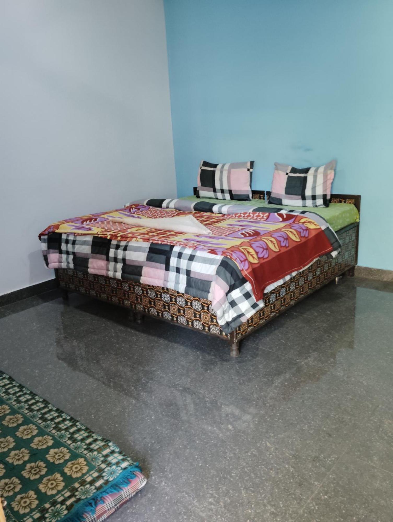 Dog N Hill Hotel Касол Екстериор снимка