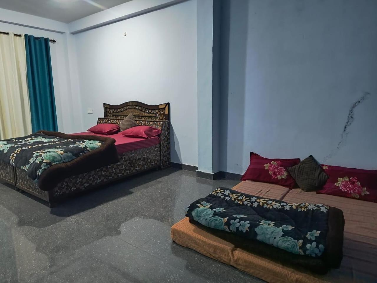 Dog N Hill Hotel Касол Екстериор снимка