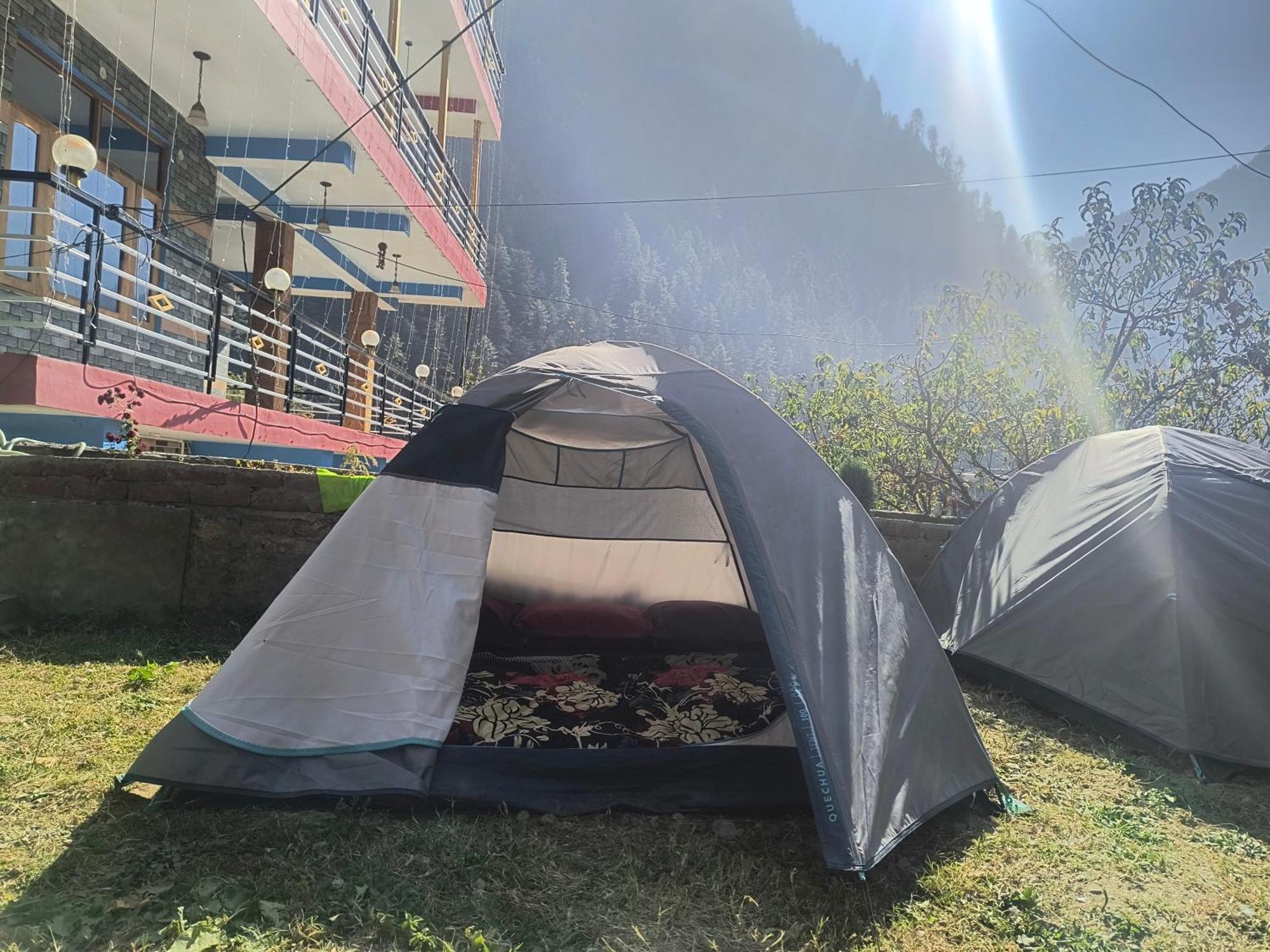 Dog N Hill Hotel Касол Екстериор снимка