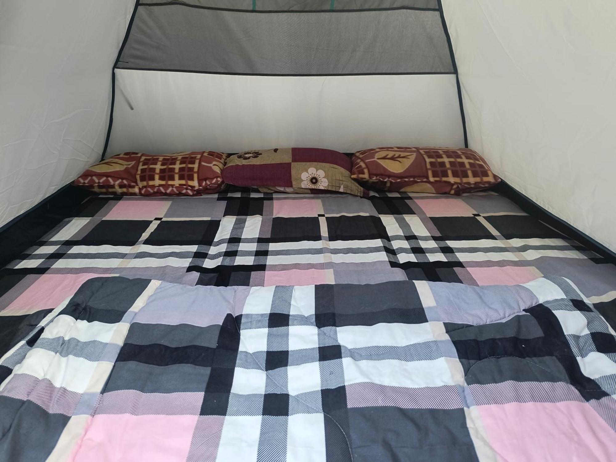 Dog N Hill Hotel Касол Екстериор снимка