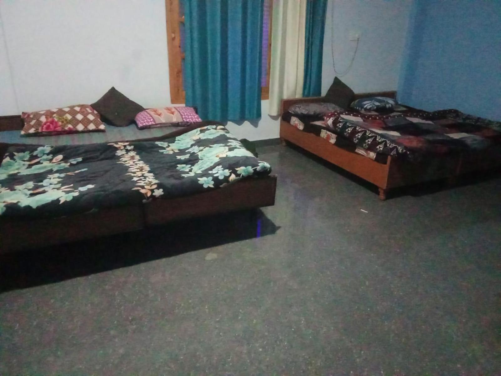 Dog N Hill Hotel Касол Екстериор снимка