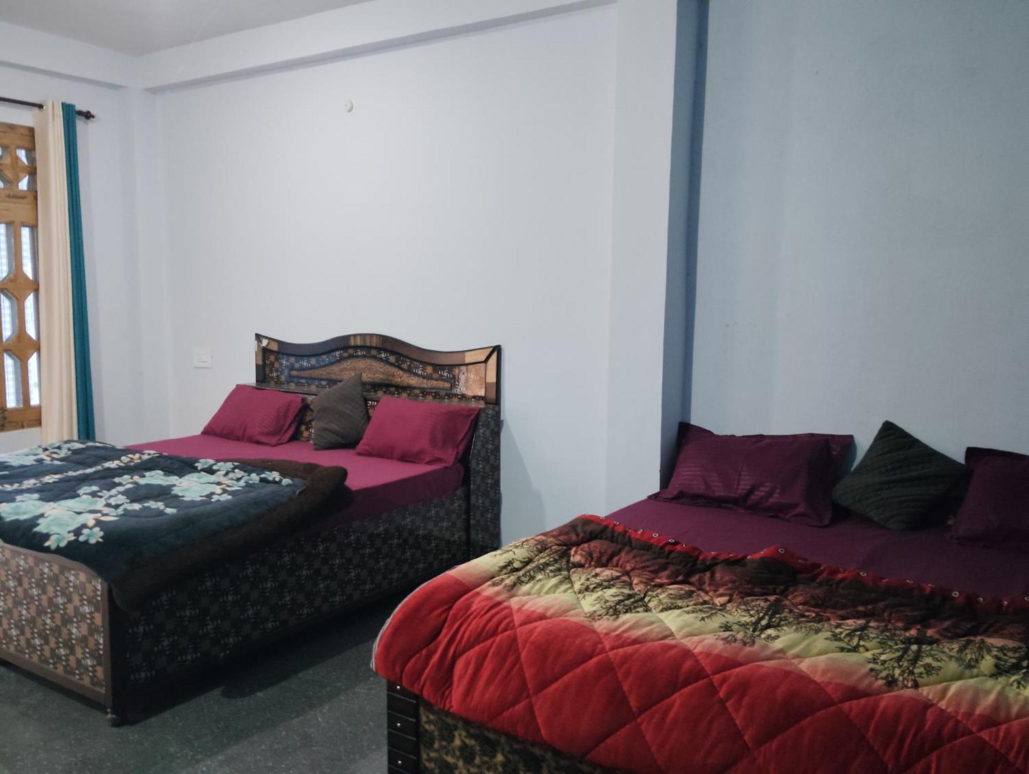 Dog N Hill Hotel Касол Екстериор снимка